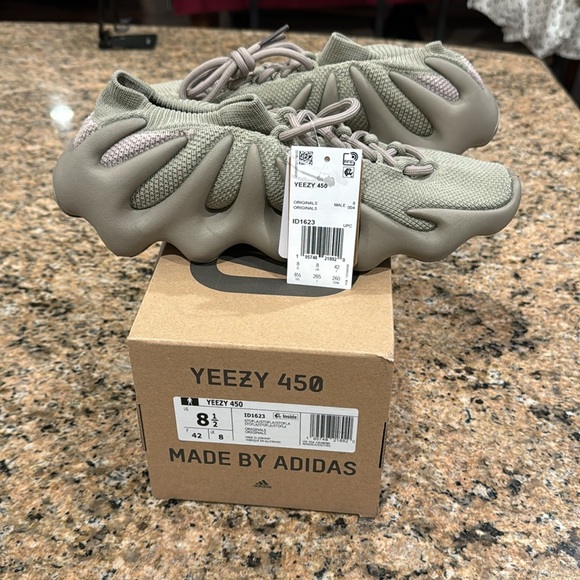 NEW IN BOX Yeezy 450 Stone Flax 8.5 - Picture 2 of 9